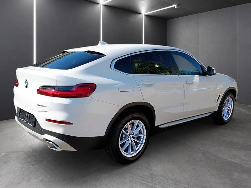 Gebraucht BMW X4 Performance 184 PS (135 kW) 2023 Alpinweiss iii SUV