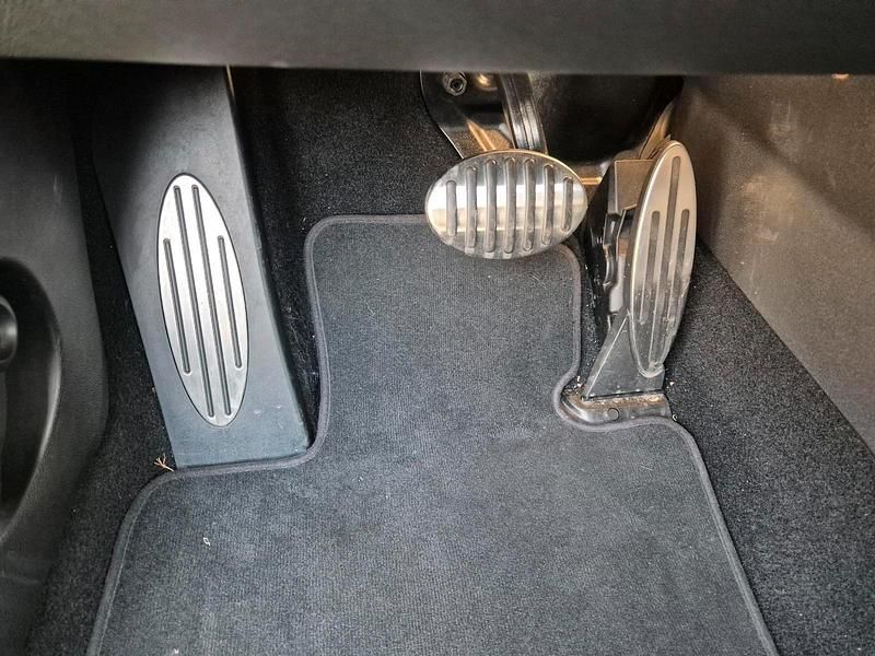 Gebraucht Mini John Cooper Works Cabriolet 136 PS (100 kW) 2021 Schwarz Cabrio