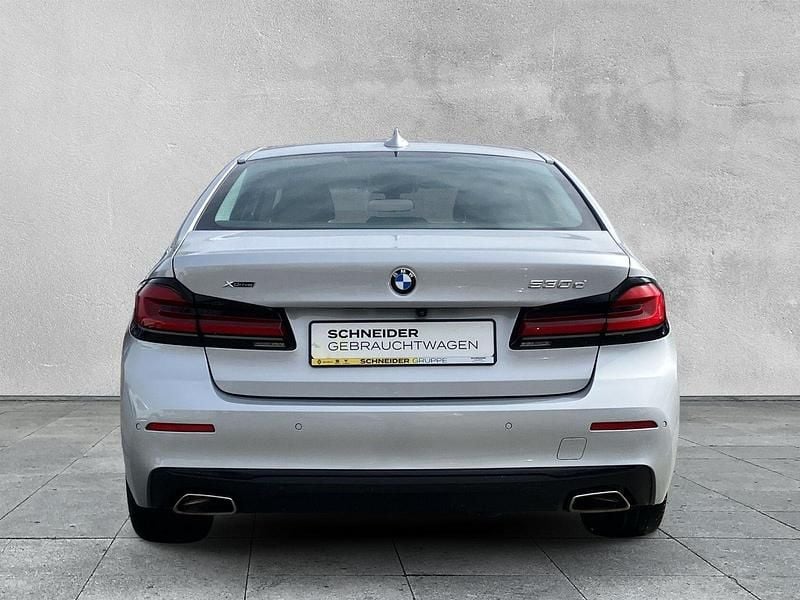 Gebraucht BMW 530 286 PS (210 kW) 2020 Silber Limousine