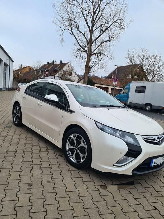 Gebraucht Opel Ampera Edition 151 PS (111 kW) 2012 Weiß Kleinwagen