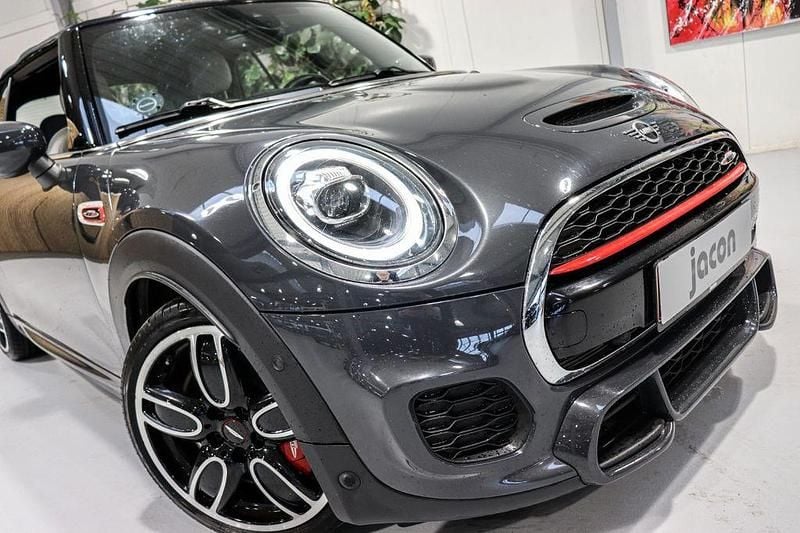 Gebraucht Mini John Cooper Works 231 PS (169 kW) 2021 Grau Kleinwagen