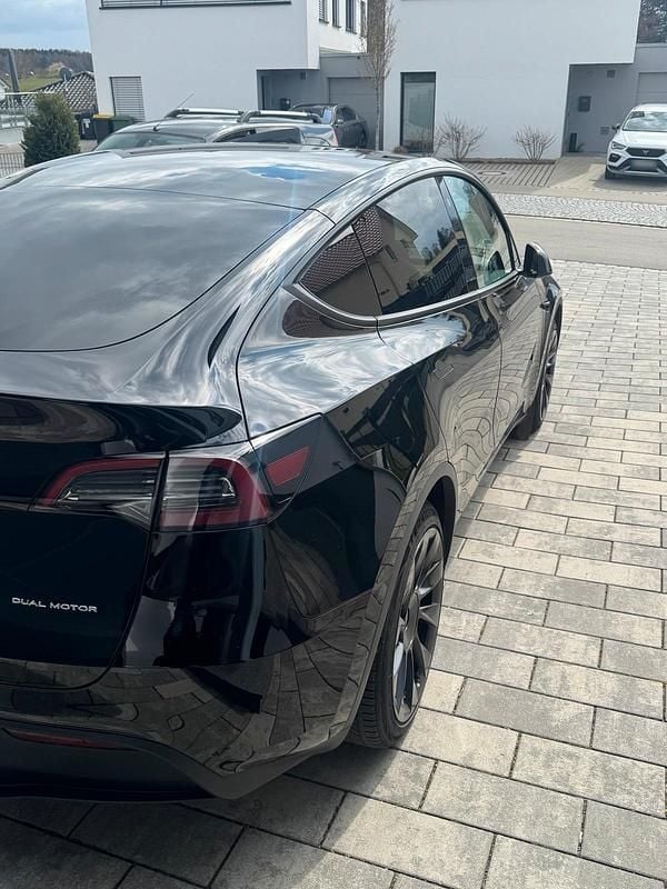 Brugt Tesla Model Y 378 kW (514 HK) 2023 Sort SUV