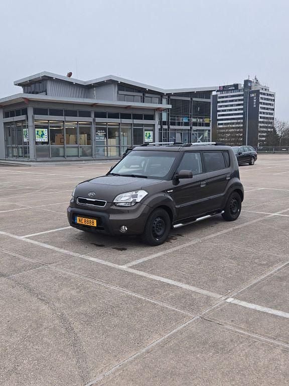 Gebraucht Kia Soul Spirit 128 PS (94 kW) 2010 Braun SUV