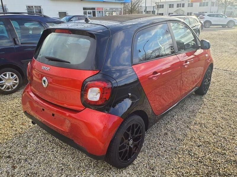 Gebraucht Smart ForFour Prime 71 PS (52 kW) 2014 Rot Kleinwagen
