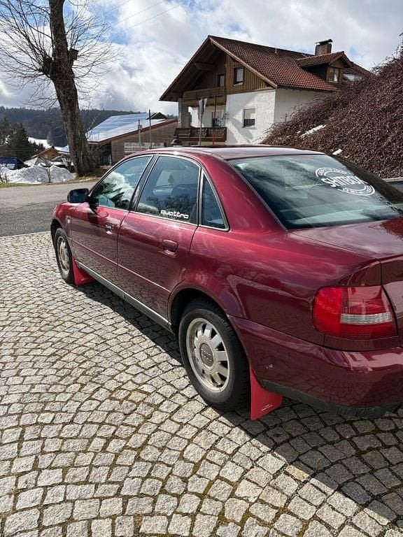 Occasion Audi A4 125 ch (91 kW) 1999 Rouge Berline