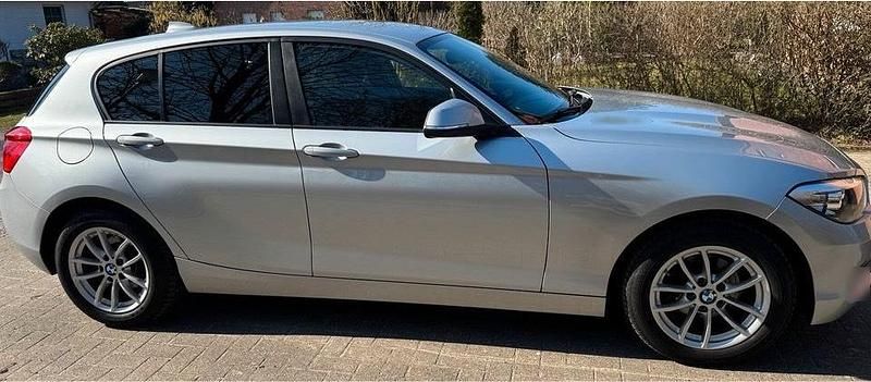 Gebraucht BMW 116 116 PS (85 kW) 2018 Grau Kleinwagen
