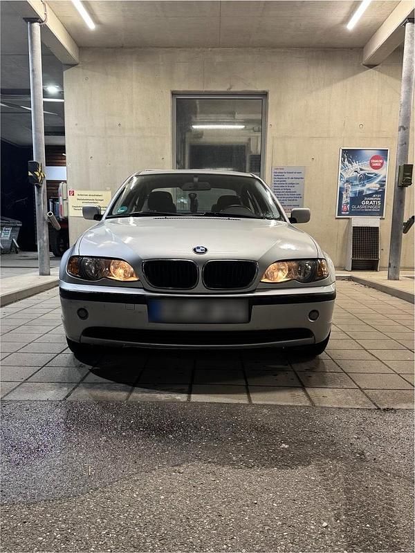 Gebraucht BMW 316 116 PS (85 kW) 2002 Silber Limousine