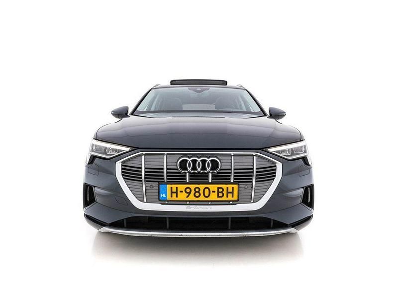 Gebraucht Audi e-tron Advanced 230 kW (313 PS) 2019 Grau SUV
