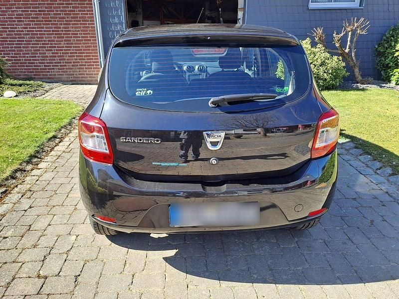 Gebraucht Dacia Sandero 89 PS (65 kW) 2014 Limousine