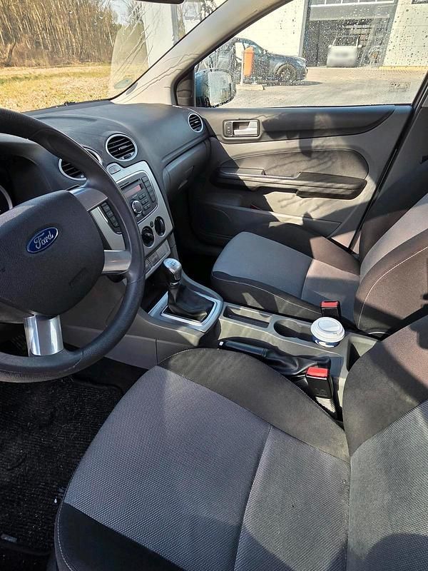 Usata Ford Focus 101 CV (74 kW) 2009 Berlina