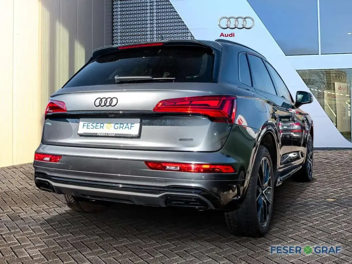 Gebraucht Audi Q5 Ambiente 204 PS (150 kW) 2025 Daytonagrau perleffekt SUV