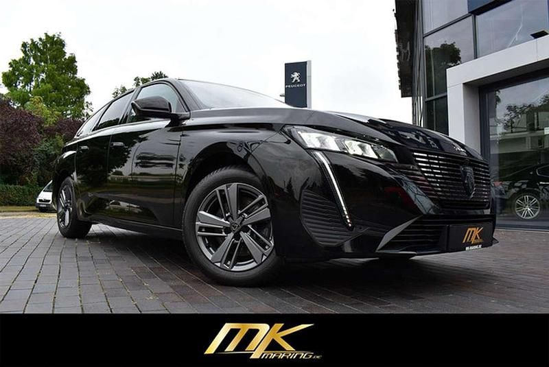 Gebraucht Peugeot 308 SW Allure 131 PS (96 kW) 2024 Perla nera schwarz (metallic) Kombi