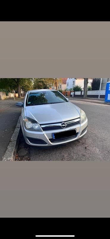 Silber Gebraucht 2008 Opel Astra Kleinwagen | 2.500 € (Teuer) - Bild 1/4