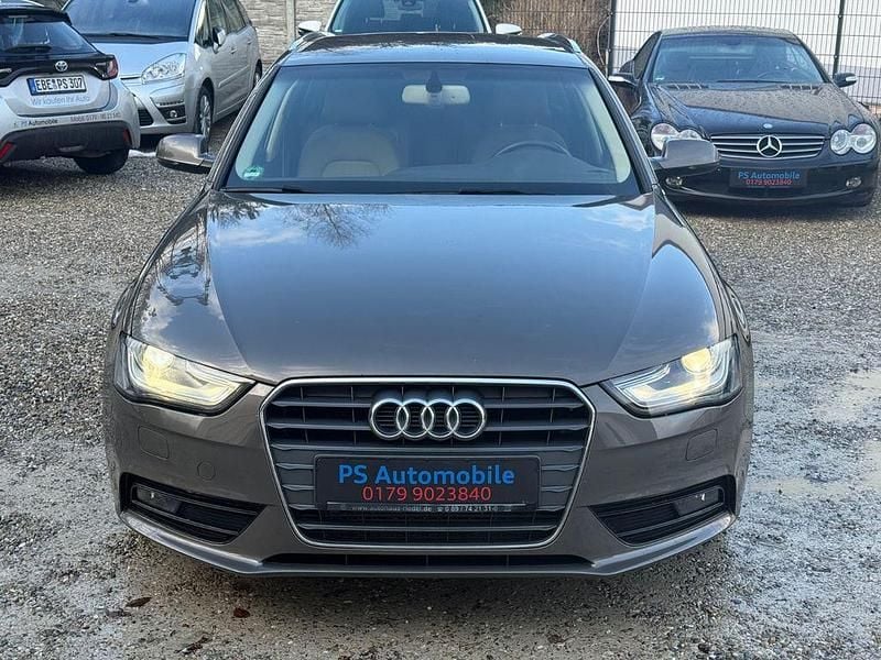 Gebraucht Audi A4 Ambiente 150 PS (110 kW) 2013 Grau Kombi