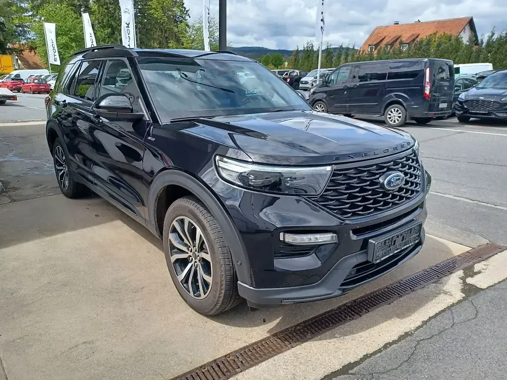 Usado Ford Explorer ST-Line 363 HP (266 kW) 2022 Preto SUV