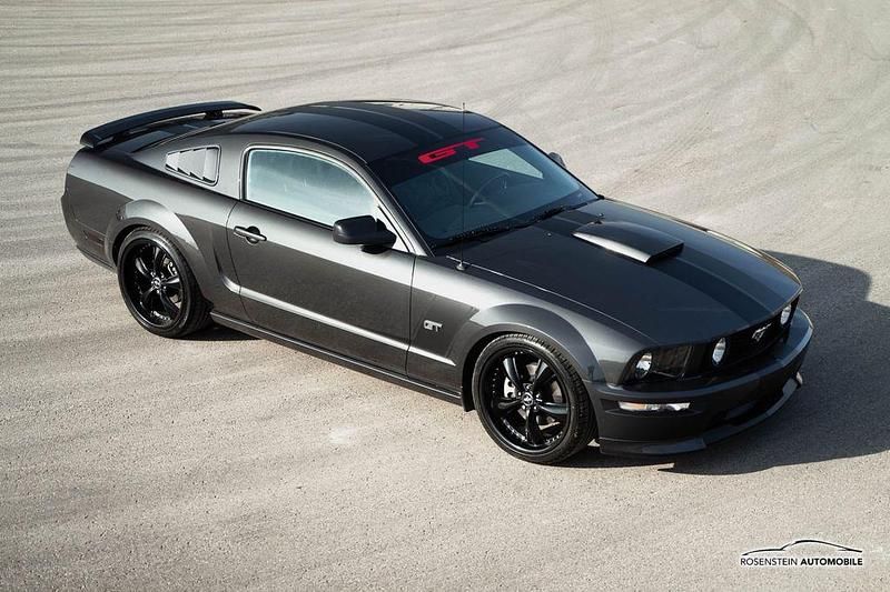 Gebraucht Ford Mustang GT 305 PS (224 kW) 2007 Grau Coupé