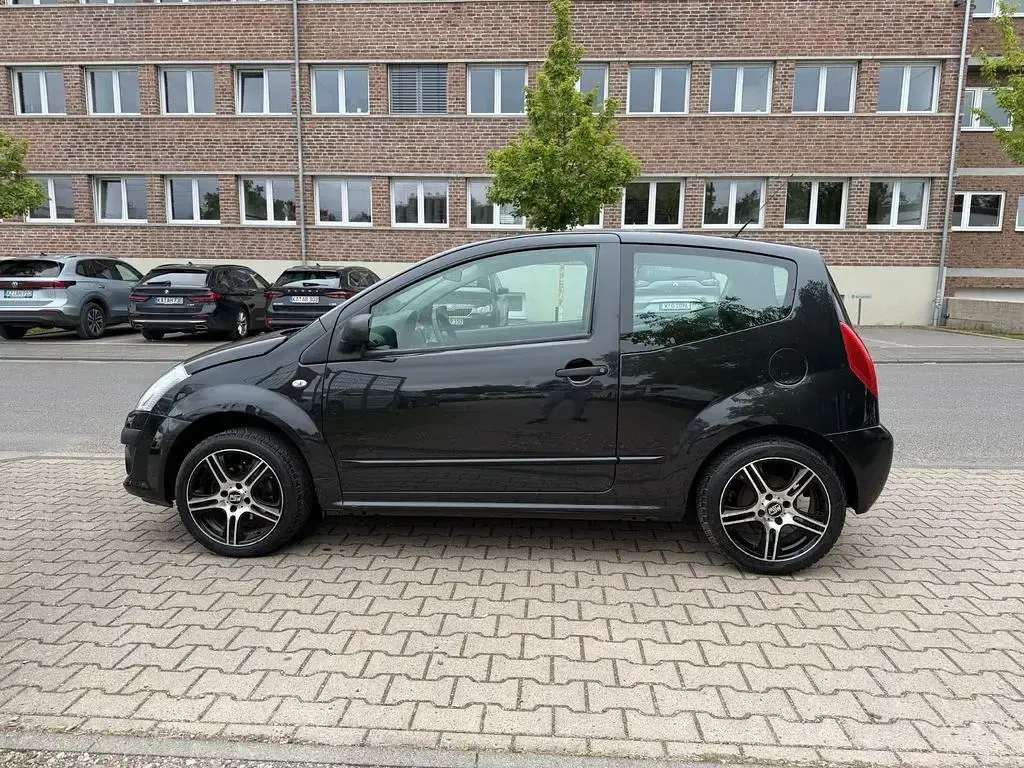 Gebraucht Citroën C2 Tonic 60 PS (44 kW) 2009 Schwarz Kleinwagen