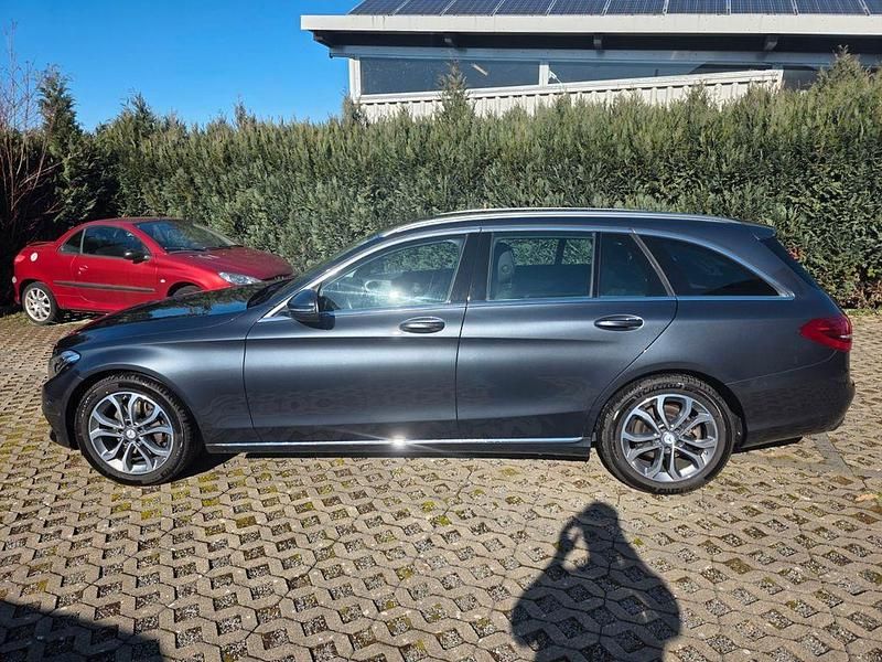 Gebraucht Mercedes C250 211 PS (155 kW) 2016 Grau Kombi