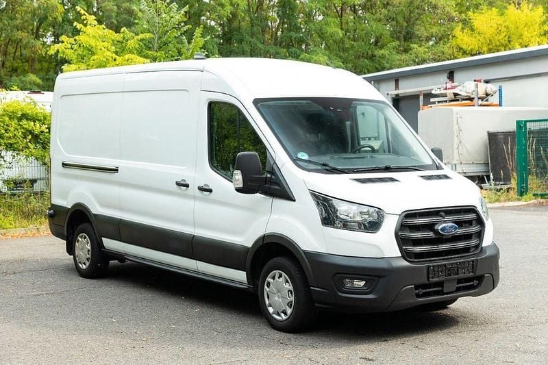 Weiß Gebraucht 2023 Ford Transit Trend Van / Kleinbus | 11.900 € (Superpreis) - Bild 1/4