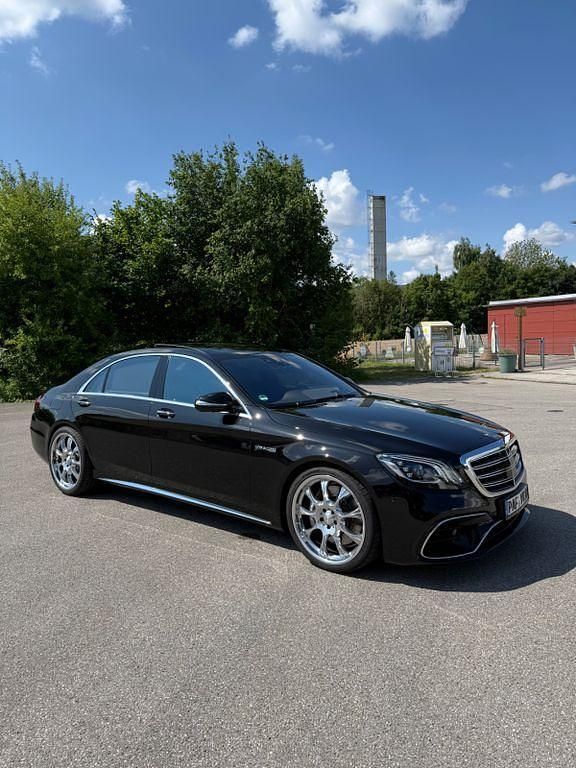 Schwarz Gebraucht 2018 Mercedes S63L AMG AMG Limousine | 89.990 € - Bild 1/4