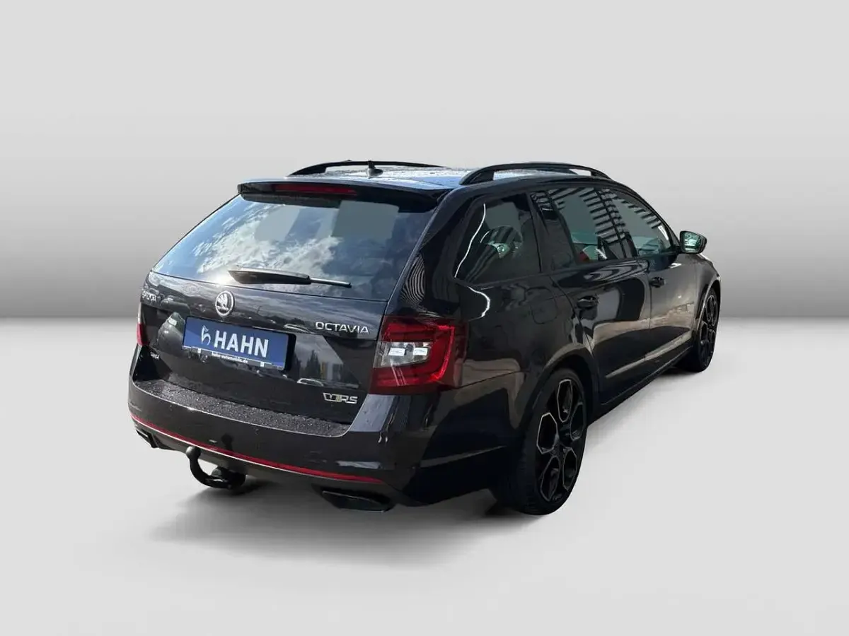 Gebraucht Skoda Octavia RS 184 PS (135 kW) 2020 Schwarzmagic perleffekt Kombi