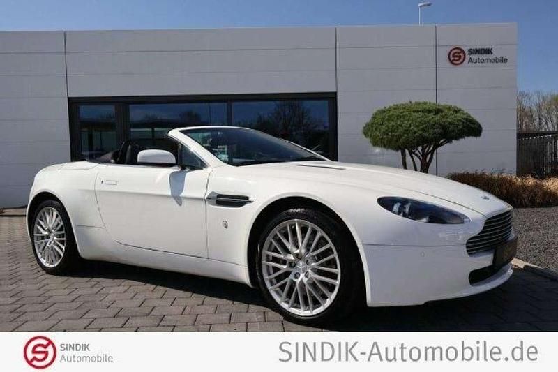 Gebraucht Aston Martin V8 426 PS (313 kW) 2009 Stratus white Coupé