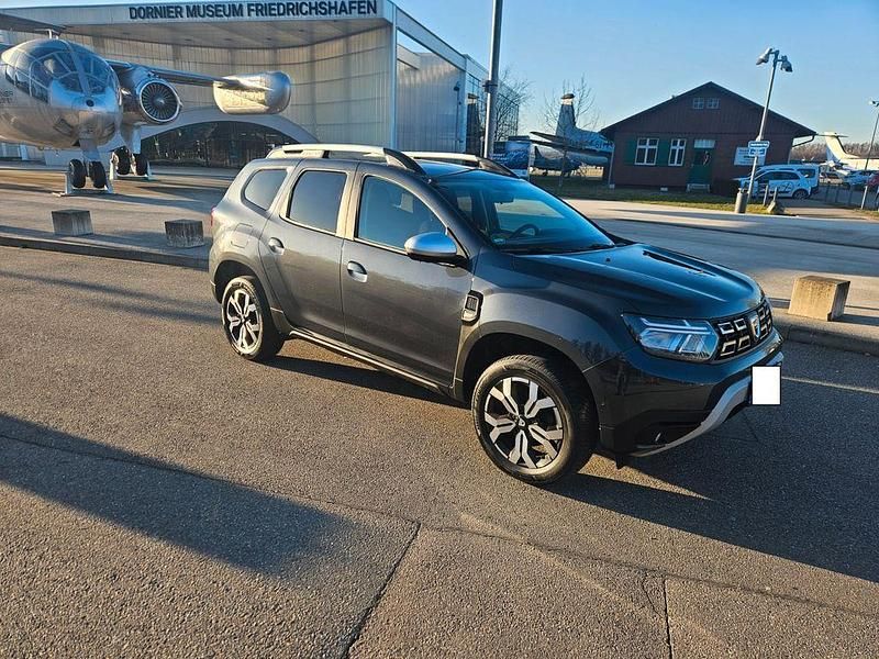 Gebraucht Dacia Duster Prestige 131 PS (96 kW) 2022 Grau SUV