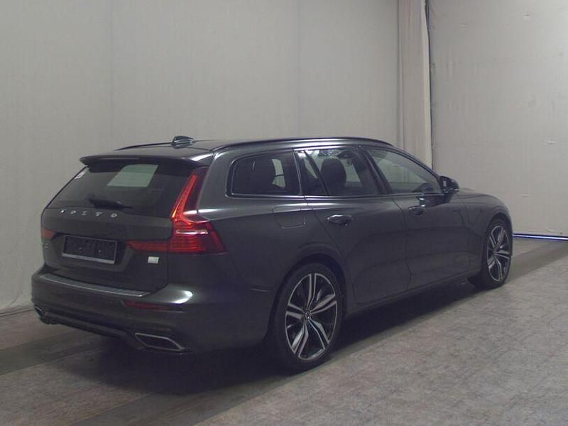 Gebraucht Volvo V60 R-Design 341 PS (250 kW) 2020 Other Kombi