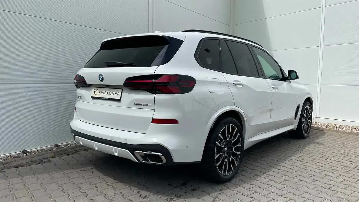 Neu BMW X5 Efficient Dynamics 490 PS (360 kW) 2026 Alpinweiß uni SUV