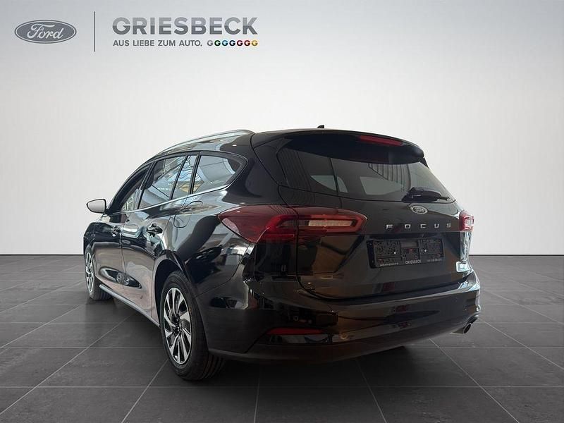 Neu Ford Focus Titanium 155 PS (114 kW) 2025 Schwarz Limousine