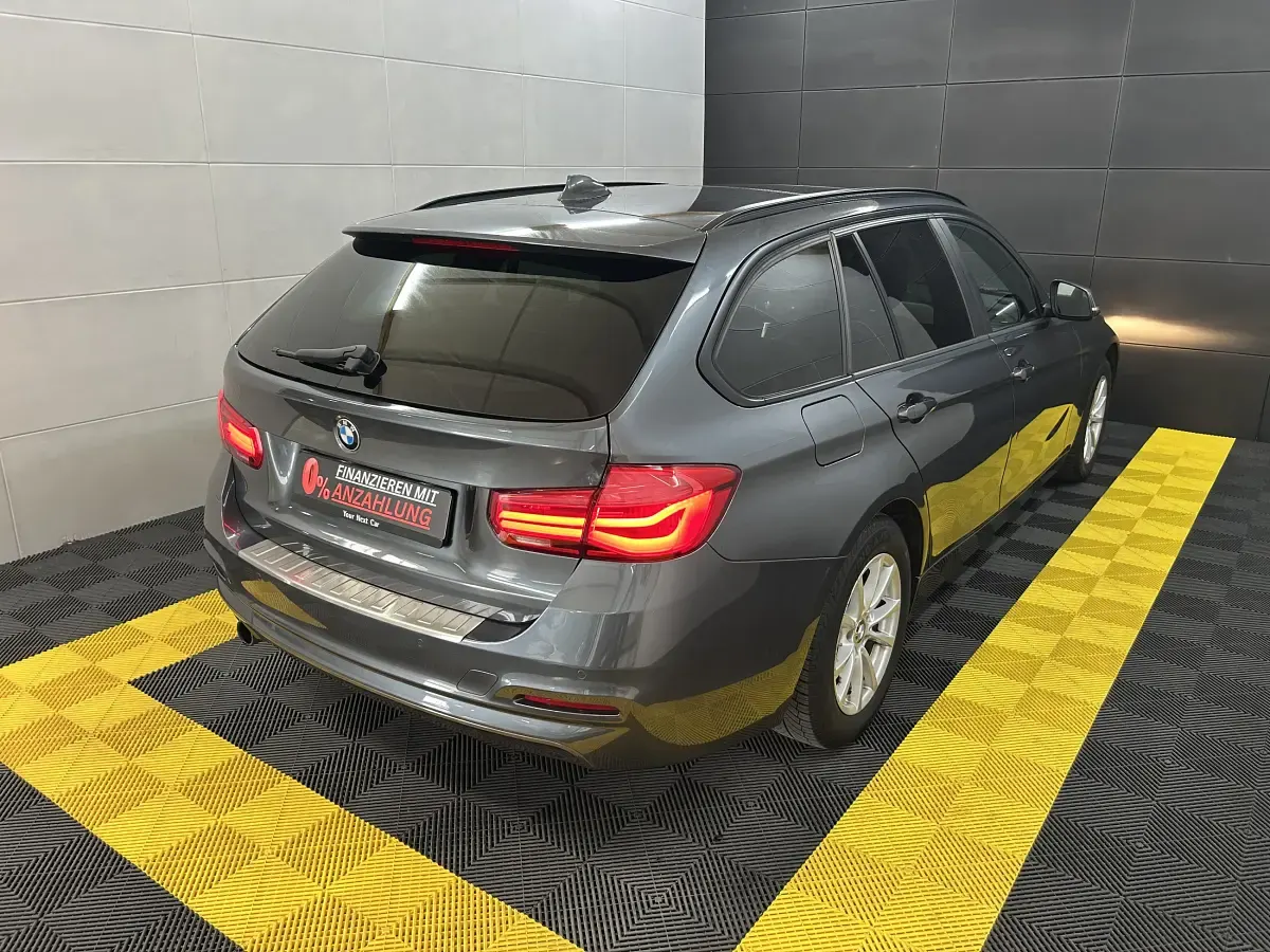 Gebraucht BMW 318 Advantage 136 PS (100 kW) 2016 Mineralgrau metallic Kombi