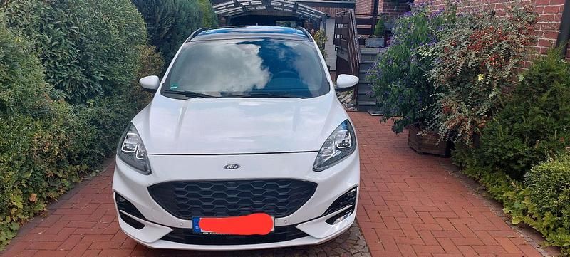 Weiß Gebraucht 2020 Ford Kuga ST-Line SUV | 18.500 € (Fairer Preis) - Bild 1/4