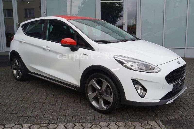 Frozen white / red Gebraucht 2018 Ford Fiesta Active Kleinwagen | 9.999 € (Guter Preis) - Bild 1/3
