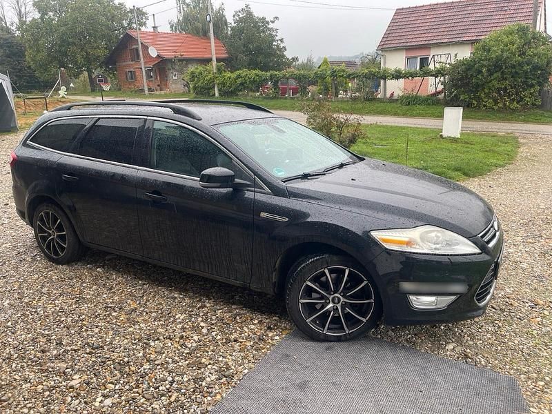 Gebraucht Ford Mondeo Titanium 175 PS (128 kW) 2010 Schwarz Kombi