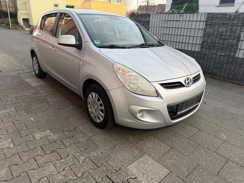 Gebraucht Hyundai i20 Edition 77 PS (56 kW) 2012 Other Kleinwagen