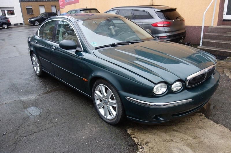 Gebraucht Jaguar X-type Executive 230 PS (169 kW) 2002 Grün Limousine