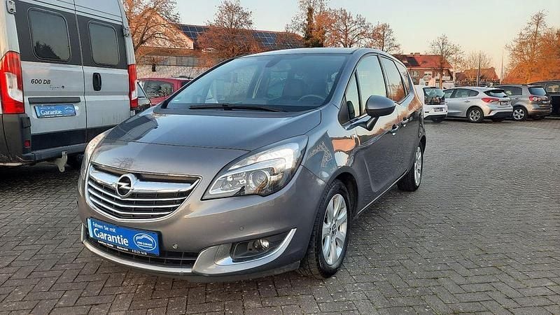 Grau Gebraucht 2017 Opel Meriva Innovation Van / Kleinbus | 7.490 € (Fairer Preis) - Bild 1/4