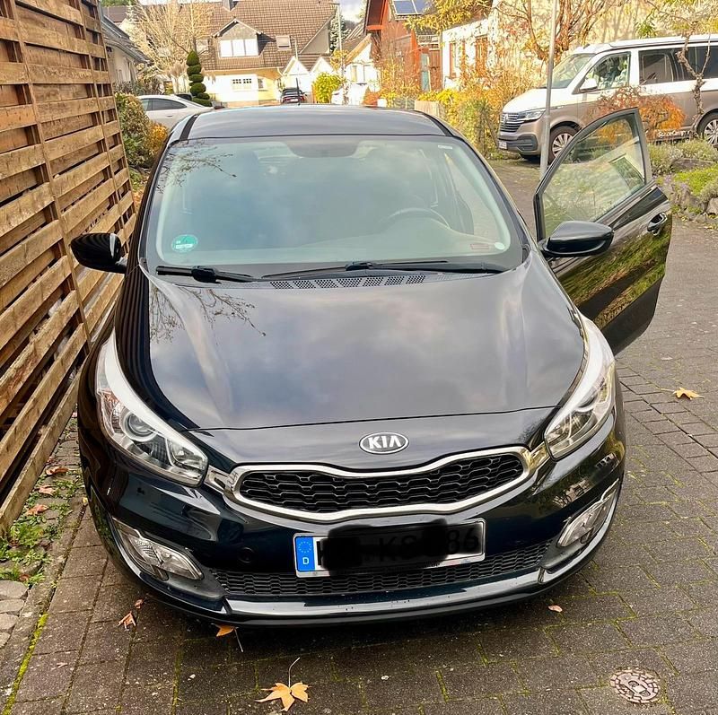 Gebraucht 2014 Kia Ceed Limousine | 6.800 € - Bild 1/2