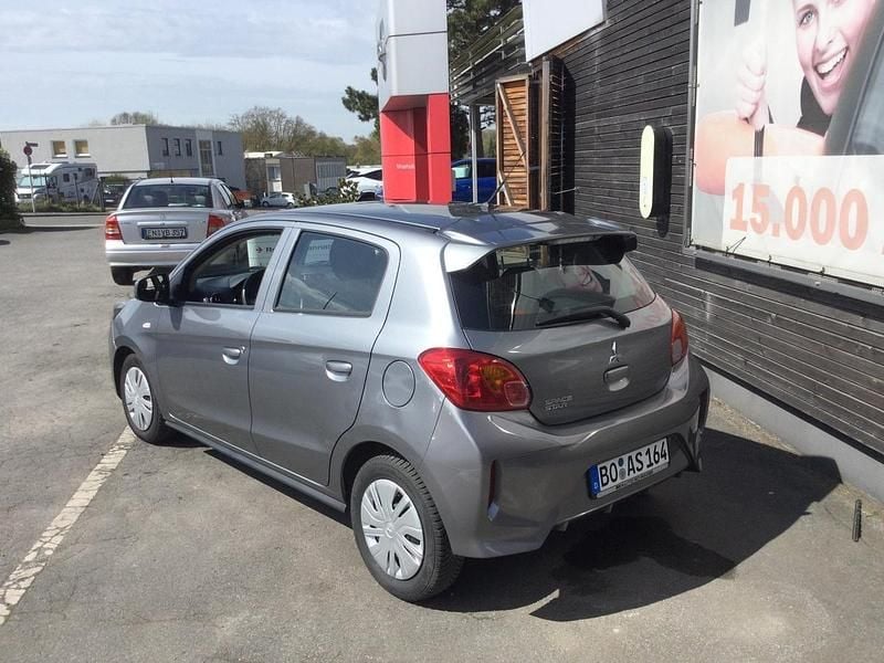 Gebraucht Mitsubishi Space Star Select 71 PS (52 kW) 2023 Grau Kleinwagen