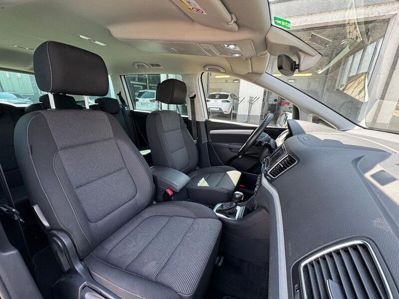 Gebraucht VW Sharan Comfortline 150 PS (110 kW) 2019 Weiß Van / Kleinbus