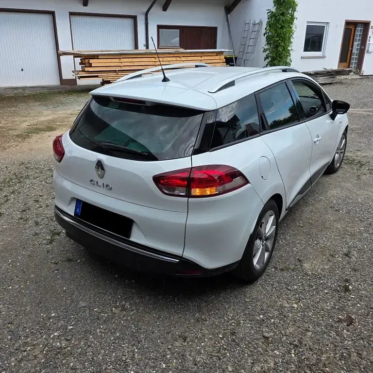 Gebraucht Renault Clio Experience 118 PS (86 kW) 2016 Weiß Limousine