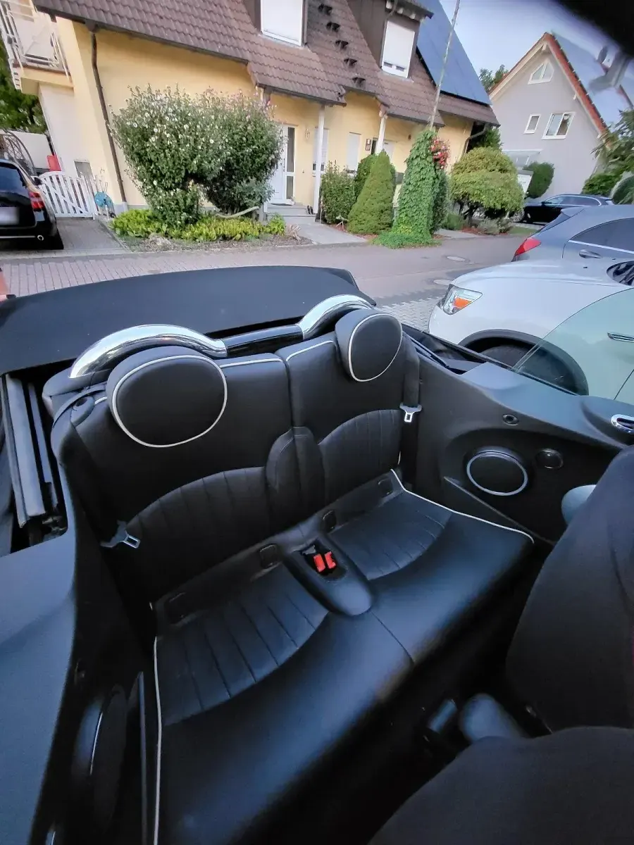 Gebraucht Mini Cooper S Cabriolet 181 PS (133 kW) 2011 Schwarz Cabrio