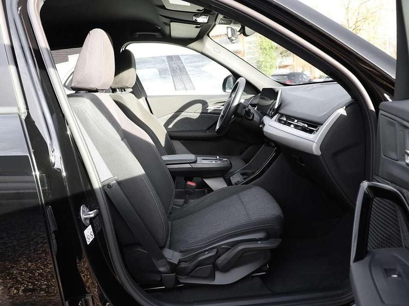 Gebraucht BMW iX1 Performance 230 kW (313 PS) 2023 Black 2 SUV