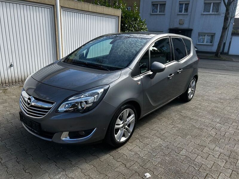Grau Gebraucht 2017 Opel Meriva Van / Kleinbus | 8.950 € (Fairer Preis) - Bild 1/4