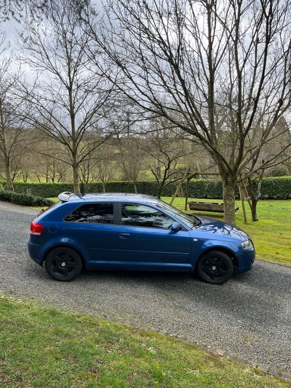 Gebraucht Audi A3 Sport 397 PS (291 kW) 2005 Blau Kleinwagen