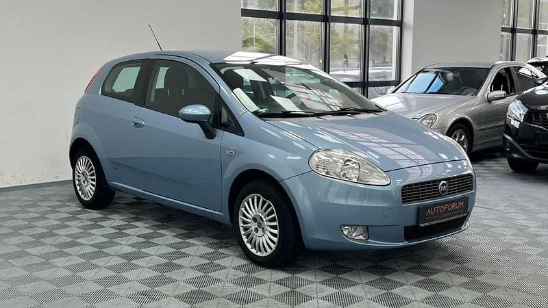 Blau Gebraucht 2005 Fiat Grande Punto Dynamic Kleinwagen | 1.499 € (Teuer) - Bild 1/4