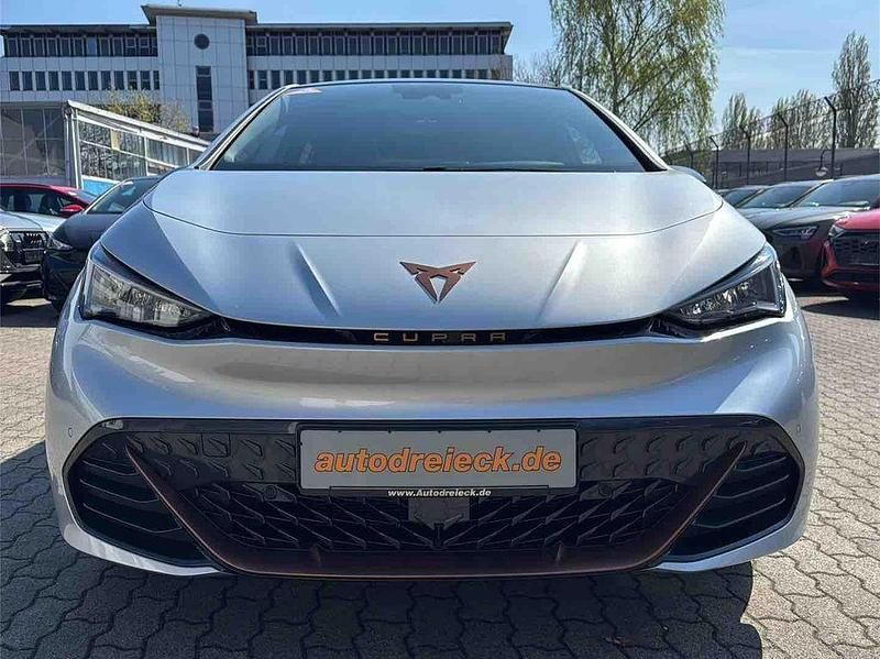 Second-hand Cupra Born 150 kW (204 CP) 2023 Argintiu Hatchback