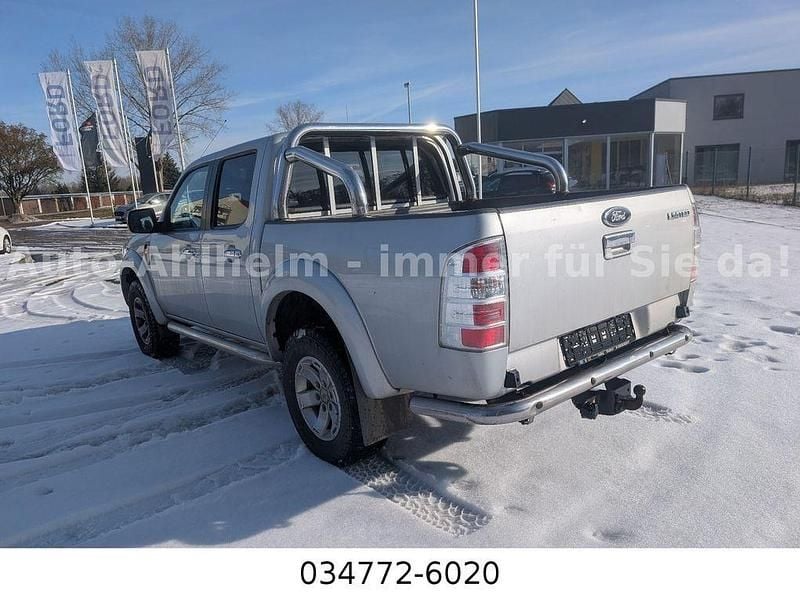 Gebraucht Ford Ranger 156 PS (114 kW) 2011 Silber Abholung