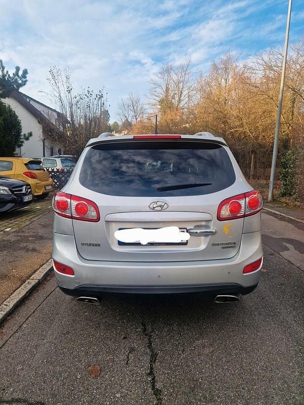 Gebraucht Hyundai Santa Fe 198 PS (145 kW) 2010 Silber SUV