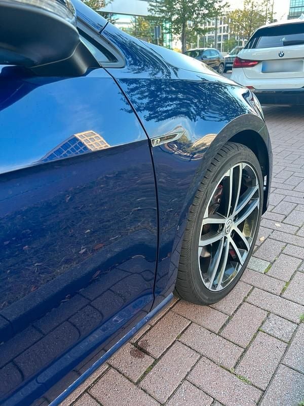 Gebraucht VW Golf VII 116 PS (85 kW) 2019 Blau Kombi